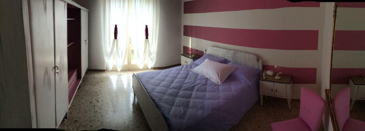 Celeste'S House Villa Rivoltella del Garda Kültér fotó