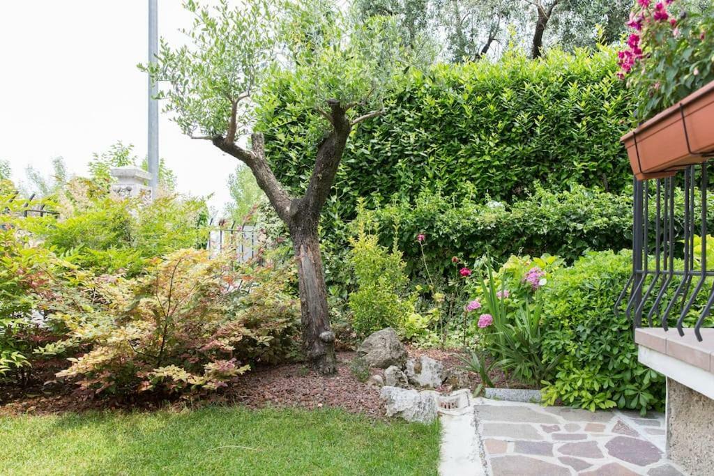 Celeste'S House Villa Rivoltella del Garda Kültér fotó